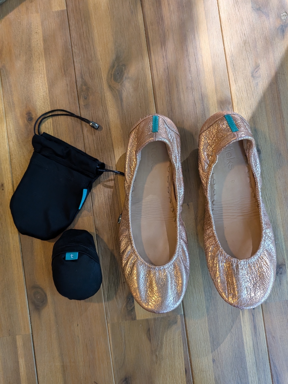 Tieks Rose Gold Metallic Ballet Flats with Teal Carrying Bag